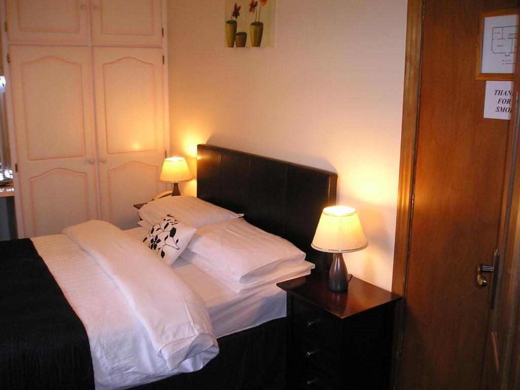 Mountain View Guesthouse Oughterard Exterior photo
